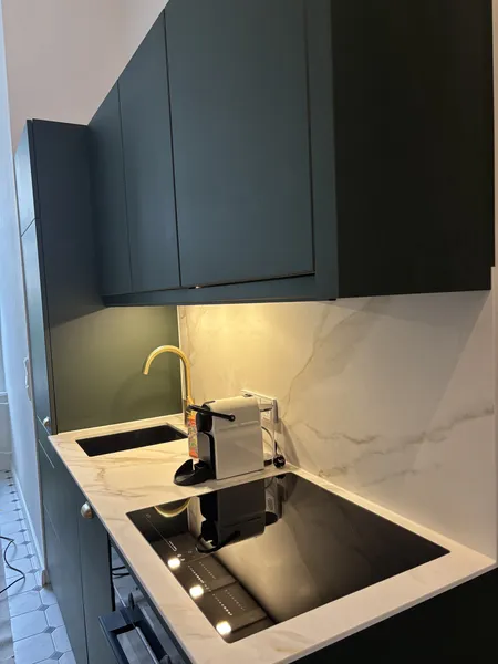 Alltagstaugliche 2-Zimmer-Wohnung in modernisiertem Altbau in Berlin-Wilmersdorf — photo 1